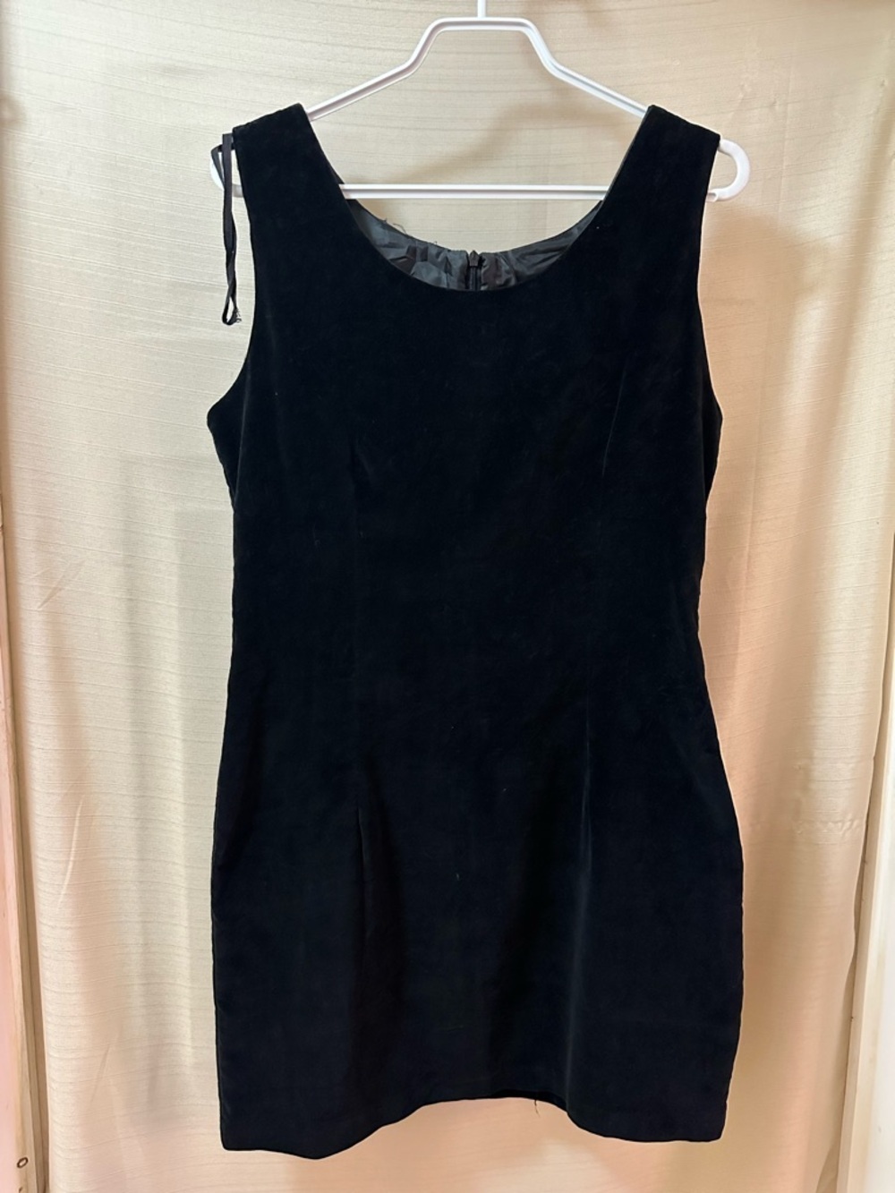 Vintage Tracy Evans Black Velvet Mini Dress 90s Sleeveless Fitted Bodycon Retro